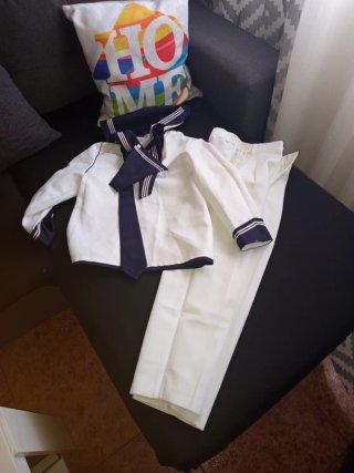 Traje comunión marinero blanco y azul