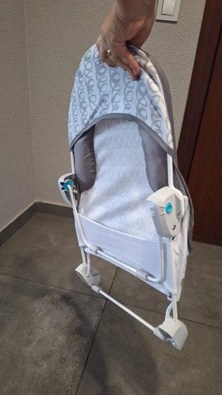 Bañera plegable Ingenuity para bebé de EEUU