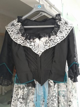 Traje de Fallera azul y negro +zapatos T.38