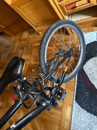 Bicicleta infantil naranja