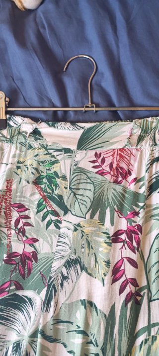 Pantalones Verano Estampado Vegetal