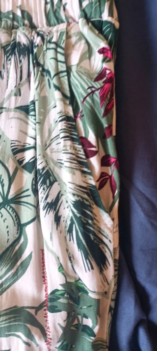 Pantalones Verano Estampado Vegetal