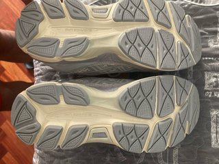 Zapatillas Asics Beige/Gris Gel