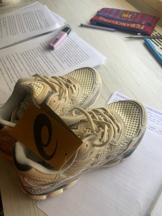 Zapatillas Asics Beige/Gris Gel