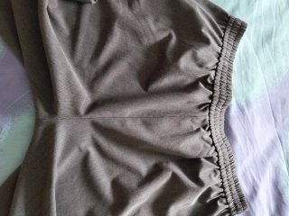Pantalón pesquero gris
