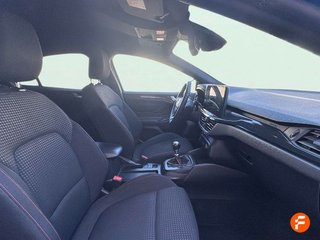 Ford Focus 1.0 Ecoboost MHEV 114kW ST-Line