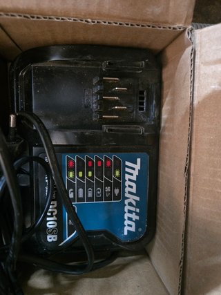 Nivel Láser Verde Makita SK105GDZ 12V Max CXT