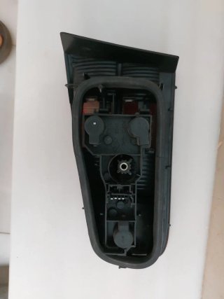 Piloto trasero Renault Laguna 2005