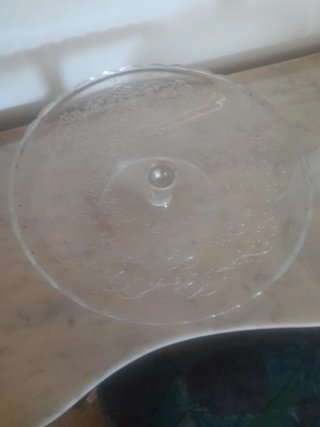 Tartera cristal con pie y campana 29 cm