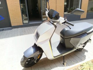 Cecotec Halo Scooter Eléctrica Gris