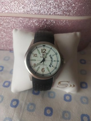 Reloj Timberland Negro y Plateado