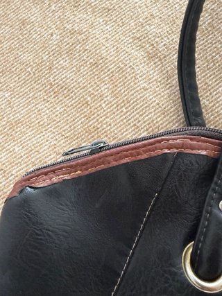 Bolso Moschino Negro Logo Metálico Y2K Vintage