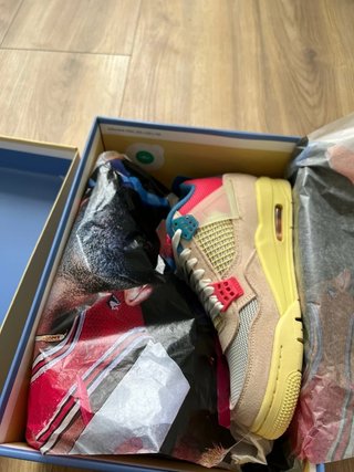 Jordan 4 Guava Ice Edición Limitada Talla 40