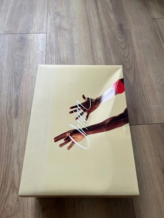 Jordan 4 Guava Ice Edición Limitada Talla 40