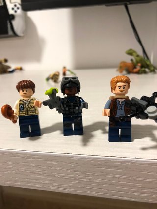 Minifiguras Lego Jurassic World 75920 y 75928