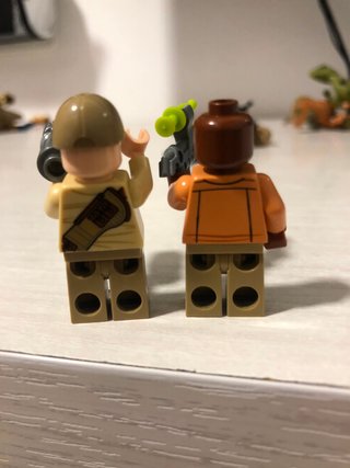 Minifiguras Lego Jurassic World 75920 y 75928