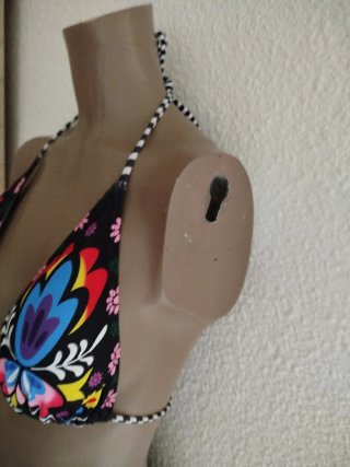Bikini estampado floral talla L shein