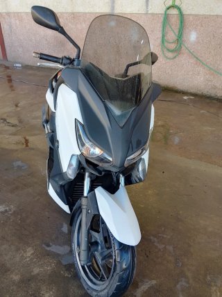 Yamaha XMAX 125cc Maxi Scooter