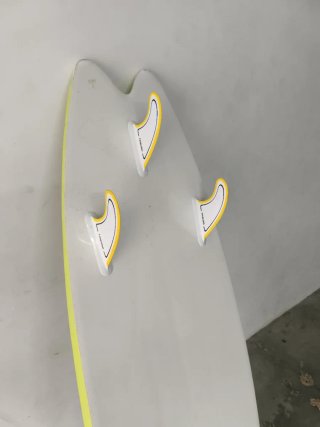 Tabla de surf 5.8 para niño.