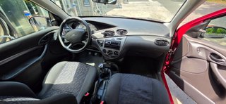 Ford Focus 2000