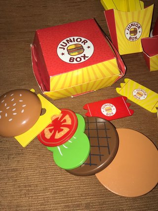 Juego de madera burguer