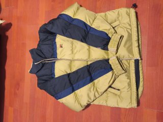 Chaqueta de plumas Fila dorada y azul