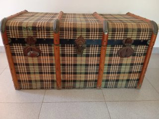 Baúl de tela a cuadros