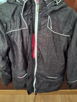 Abrigo impermeable Wed'ze gris y rosa