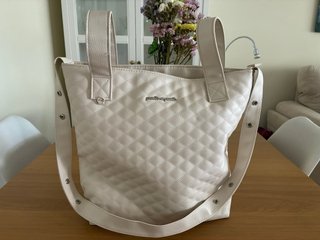 Conjunto Bolsos Pasito a Pasito Beige