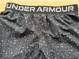 Pantalón corto Under Armour estampado