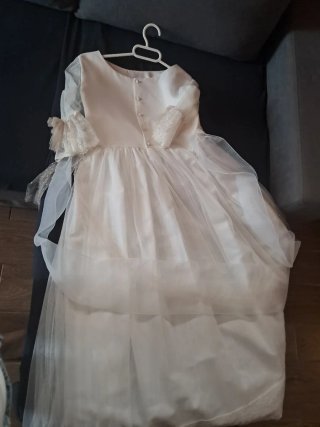 Traje de Comunión Blanco con Cancán