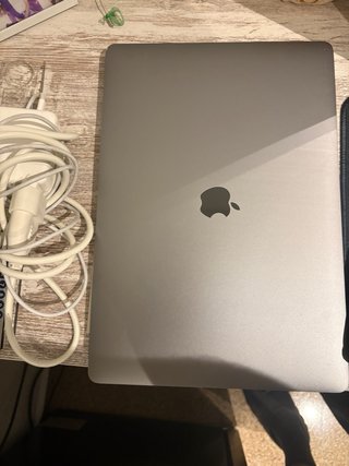MacBook Pro 15” i9 2019 Gris Espacial