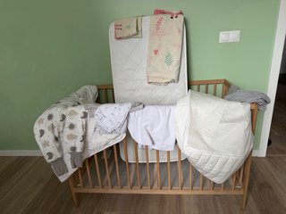 Cuna completa con accesorios