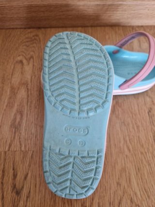 Crocs Originales C13 Azul y Rosa - Muy cómodas
