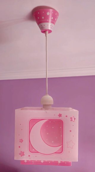 Lámpara infantil de techo rosa estrellas