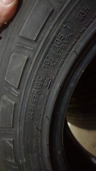 Michelin AGILIS 3 205/65R16