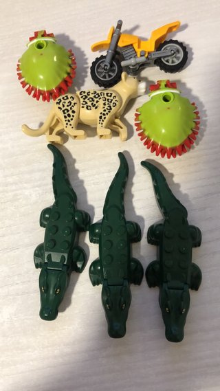Gran lote Lego Figuras Jungla