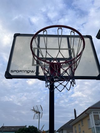 Canasta de baloncesto con tablero