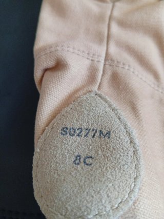 Zapatilla ballet Bloch hombre beige.