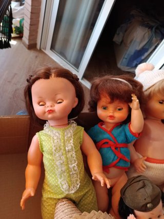 Colección de muñecas antiguas