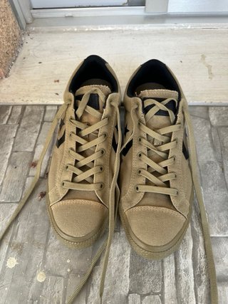 Zapatillas Converse Beige y Negro