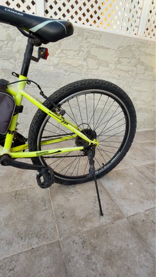 Bicicleta de Montaña Amarilla
