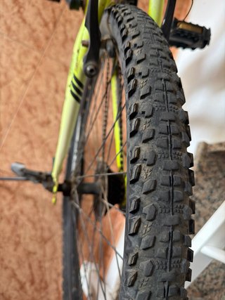 Bicicleta de Montaña Amarilla