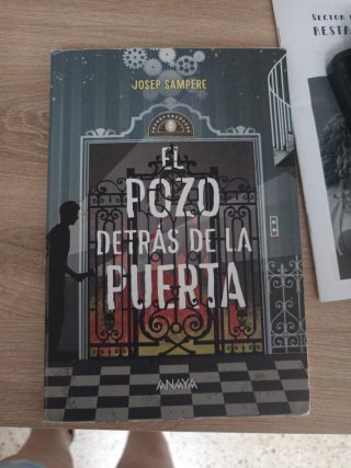 Diferentes títulos de libros