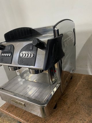 Cafetera café Expobar Markus Mini 1 año garantía