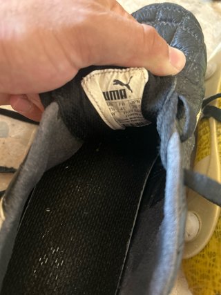 Botas de fútbol Puma antiguas