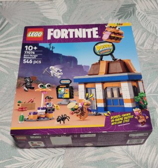 LEGO Fortnite Durrr Burger Restaurant 77076