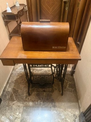 Máquina de coser Wertheim