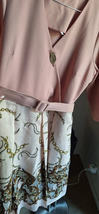 Abito donna rosa con stampa catene