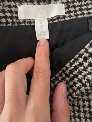 Falda H&M Cuadros Beige y Negro